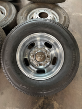 Load image into Gallery viewer, Set of Used '05-'26 Ford F-350 Dually King Ranch Wheels 245/75R17 Michelin E LT