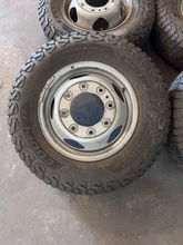 Load image into Gallery viewer, OEM '11-'26 GMC Chevrolet 3500 DRW Used 17" Steel Rims 235/80R17 Michelin AS LT