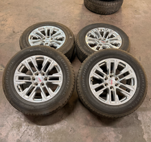 Load image into Gallery viewer, Set of Used Polished 20" '00-'26 GMC Sierra 1500 Wheels 275/60R20 Continental LT