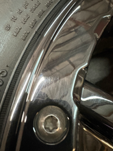 Load image into Gallery viewer, Set of 5 Used 17" '21-'26 Ford Bronco Sasquatch Black Rims 315/70R17 Goodyear LT