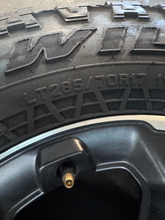 Load image into Gallery viewer, OEM '20-'26 Jeep Gladiator & Wrangler 17" Used Wheels on 285/70R17 Falken M/T LT