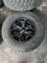 Load image into Gallery viewer, OEM '20-'26 Jeep Gladiator Wrangler 17" Used Wheels 255/75R17 BFGoodrich M/T LT