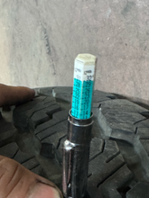 Load image into Gallery viewer, OEM '05-'26 Ford F-250 F-350 Used 10480 Wheels 275/70R18 Bridgestone AT Tires LT