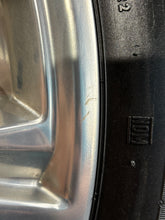 Load image into Gallery viewer, Set of Used OEM Polished '00-'25 GMC Sierra 1500 5917 Rims 275/60R20 Continental