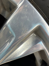 Load image into Gallery viewer, Set of Used OEM Polished '00-'25 GMC Sierra 1500 5917 Rims 275/60R20 Continental
