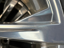 Load image into Gallery viewer, Set of Used OEM Polished '00-'25 GMC Sierra 1500 5917 Rims 275/60R20 Continental
