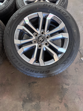 Load image into Gallery viewer, OEM '25-'26 Toyota 4Runner Limited Machined Used Wheels on 265/55R20 Dunlop LT