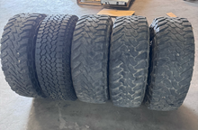 Load image into Gallery viewer, OEM '21-'26 Ford Bronco Sasquatch 17" Used Wheels 35/12.50R17 Toyo MT Tires LT