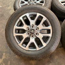 Load image into Gallery viewer, Set of OEM Takeoff '22-'26 Toyota Tundra Grey Machined Wheels 265/60R20 Tires LT