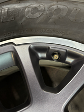 Load image into Gallery viewer, OEM '19-'26 Jeep Gladiator Wrangler 18" Used Rims 265/70R18 Ironman AT Tires LT