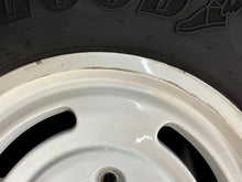 Load image into Gallery viewer, Set of 5 Used OEM 17" '21-'25 Ford Bronco White Wheels 315/70R17 Goodyear MT LT