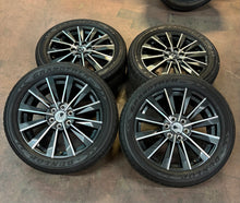 Load image into Gallery viewer, Set of Used '24-'25 Lexus GX550 Luxury+ OEM Wheels Grandtrek 265/50R22 Tires LT