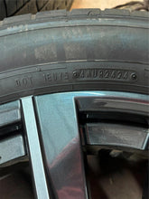 Load image into Gallery viewer, Set of Used '24-'25 Lexus GX550 Luxury+ OEM Wheels Grandtrek 265/50R22 Tires LT