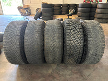Load image into Gallery viewer, Set of Five Used 17" Gloss Black '21-'25 Ford Bronco Rims 315/70R17 Goodyear LT
