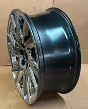 Load image into Gallery viewer, New 22x9 Aluminum Rim in Midnight Silver w/ Chrome Inserts '21-'26 Yukon & Tahoe