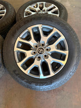 Load image into Gallery viewer, Set of 4 Used 20" Grey Machined '22-'26 Toyota Tundra Wheels 265/60R20 Falken LT