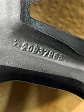 Load image into Gallery viewer, Single Brand New OEM '00-'18 Silverado/Sierra 1500 Black Wheel 23386631 5697 Rim