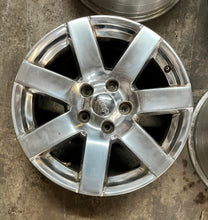 Load image into Gallery viewer, Set of Four Used '07-'25 Jeep Wrangler & Gladiator 18" Polished OEM Wheels 9115