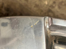 Load image into Gallery viewer, Set of Four Used '07-'25 Jeep Wrangler & Gladiator 18" Polished OEM Wheels 9115