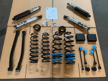 Load image into Gallery viewer, Mopar 2" Performance Suspension Lift Kit with Fox Shocks '20-'23 Jeep Gladiator