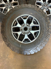 Load image into Gallery viewer, Set of Used 17" '21-'25 Ford Bronco Rims on 285/70R17 BFGoodrich TAKO2 Tires LT