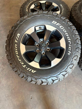 Load image into Gallery viewer, Set of x4 Used 18" '19-'25 RAM 1500 Rebel OEM Wheels Only 2671 Free Shipping LT