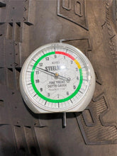 Load image into Gallery viewer, Set of Five Used '21-'25 Ford Bronco 17" Steel Rims 265/70R17 General Grabber AT