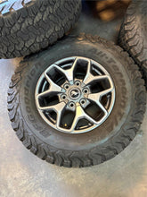 Load image into Gallery viewer, Set of x5 17" '21-'25 Ford Bronco OEM Wheels on 285/70R17 BFGoodrich TAKO2 LT