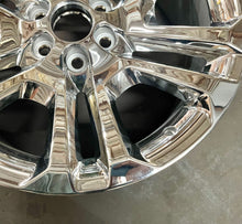 Load image into Gallery viewer, Single Brand New 22x9 Chrome '00-'18 Silverado Sierra Tahoe Yukon OEM Wheel 4741