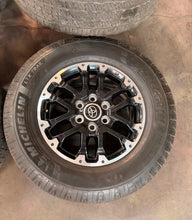 Load image into Gallery viewer, Set of 18" Used OE '22-'26 Toyota Tundra Wheels 265/70R18 Michelin LTX Trail LT