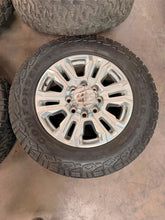 Load image into Gallery viewer, Set of Used 5957 '11-'26 GMC Sierra 2500 Denali Polished OEM Wheels 275/65R20 LT