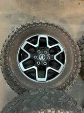 Load image into Gallery viewer, Set of Used '21-'26 Ford Bronco 18" Wheels on 275/70R18 Cooper ST Maxx Tires LT