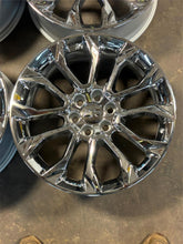 Load image into Gallery viewer, Set of 4 OEM 22x9 '00-'26 Chevrolet Suburban Tahoe Chrome Wheels 84802385 14077