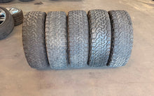 Load image into Gallery viewer, Set of 5 Used '21-'26 Ford Bronco 10387 17" Wheels 10387 285/70R7 BFGoodrich LT