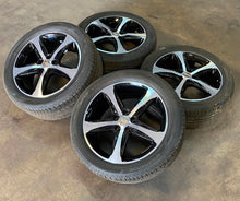 Load image into Gallery viewer, Set of 4 OEM Takeoff '19-'24 Chevy Equinox Trailblazer Malibu 19" Rims 235/50R19
