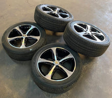 Load image into Gallery viewer, Set of 4 OEM Takeoff '19-'24 Chevy Equinox Trailblazer Malibu 19" Rims 235/50R19
