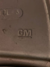 Load image into Gallery viewer, Set of 4 OEM Takeoff '00-'18 GMC Sierra Yukon XL 18" Chrome Rims 5648 Free Ship