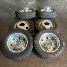 Load image into Gallery viewer, OEM '05-'26 ALCOA Ford F-450 F-550 Used 19.5" Wheels on 225/70R19.5 Tires LT
