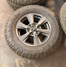 Load image into Gallery viewer, Set of Used '22-'26 Lexus LX600 74400 18" OEM Wheels 265/70R18 Toyo AT3 Tires LT
