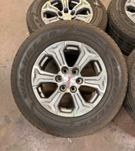 Load image into Gallery viewer, Set of 4 Used 18" OEM '00-'26 GMC Sierra 1500 Grey Machined Wheels 265/65R18 LT
