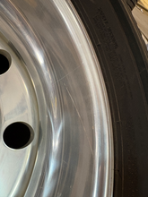 Load image into Gallery viewer, Set of x6 Used OEM '05-'26 Ford F450 F550 ALCOA Wheels on 225/70R19.5 Tires LT
