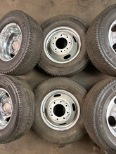 Load image into Gallery viewer, Set of Used '05-'26 Ford F-350 Dually King Ranch Wheels 245/75R17 Michelin E LT
