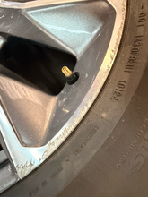 Load image into Gallery viewer, Set of Used '00-'26 Chevrolet Silverado 1500 RST Wheels 275/60R20 Continental LT
