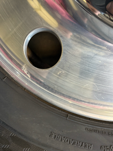 Load image into Gallery viewer, Set of x6 Used OEM '05-'26 ALCOA Ford F450 F550 Wheels on 225/70R19.5 Tires LT
