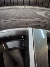 Load image into Gallery viewer, 22" '24-'26 Lexus GX550 Premuim+ OEM Lightly Used Rims 265/50R22 Dunlop Tires LT
