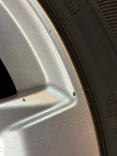 Load image into Gallery viewer, Set of 4 Used &#39;00-&#39;25 GMC Sierra 1500 OEM 5908 Wheels 255/70R17 General Tires LT
