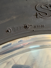 Load image into Gallery viewer, Set of x6 Used OEM '05-'26 Ford F450 F550 ALCOA Wheels on 225/70R19.5 Tires LT
