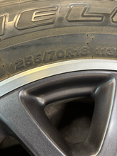 Load image into Gallery viewer, OEM '19-'26 Jeep Gladiator Wrangler 18" Used Wheels 255/70R18 Mismatch Tires LT
