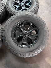 Load image into Gallery viewer, OEM '20-'26 Jeep Gladiator Wrangler 17" Used Wheels 255/75R17 BFGoodrich M/T LT
