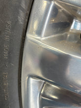 Load image into Gallery viewer, Set of Used OEM Polished '00-'25 GMC Sierra 1500 5917 Rims 275/60R20 Continental
